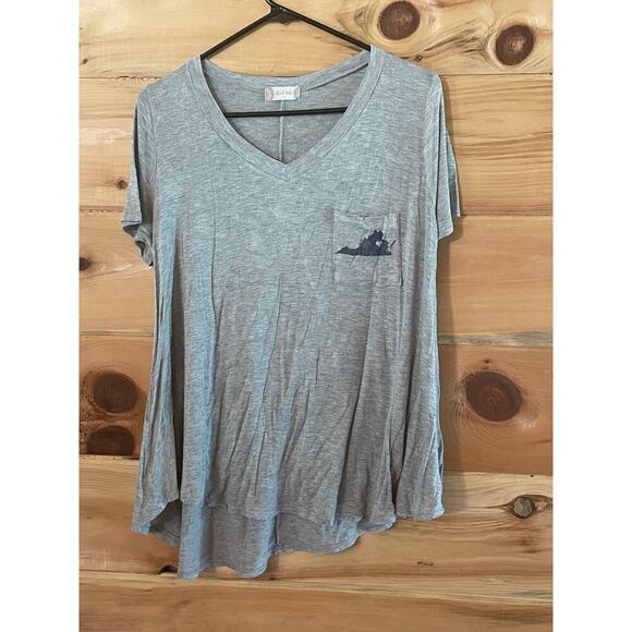 Altar'd State womens grey vneck top blouse home town VIRGINIA.  Small - Picture 1 of 5